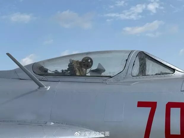 چین جنگنده مشهور خود را تبدیل به پهپاد کرد / عکس