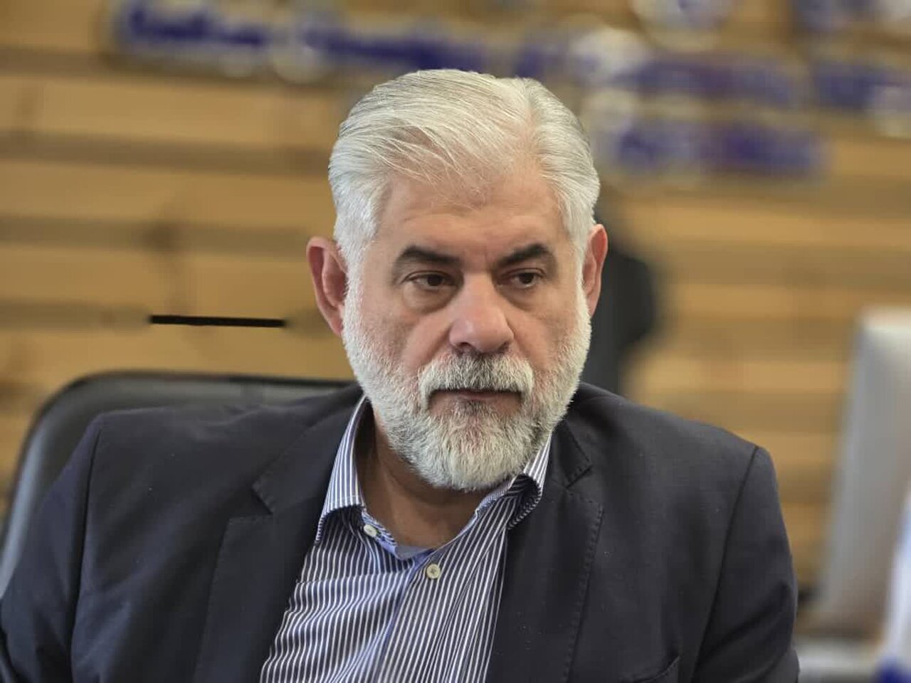 ر