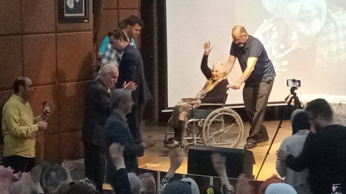 آخرین عکسها از ثمینه باغچهبان که امروز در ۹۷ سالگی درگذشت