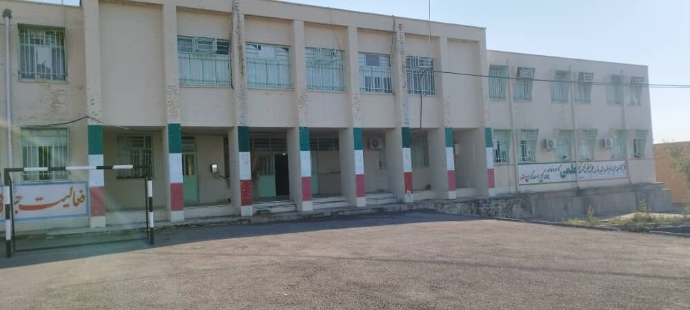 مدرسه ی شبانه روزی که به همت فرماندار لالی دوباره زنده شد؛ تحولی بزرگ برای میزبانی دانشآموزان دختر عشایر