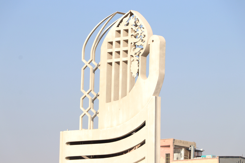 سمنان و فلکههایی با هنرسازههای فرهنگی