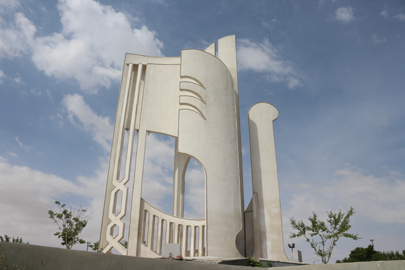 سمنان و فلکههایی با هنرسازههای فرهنگی