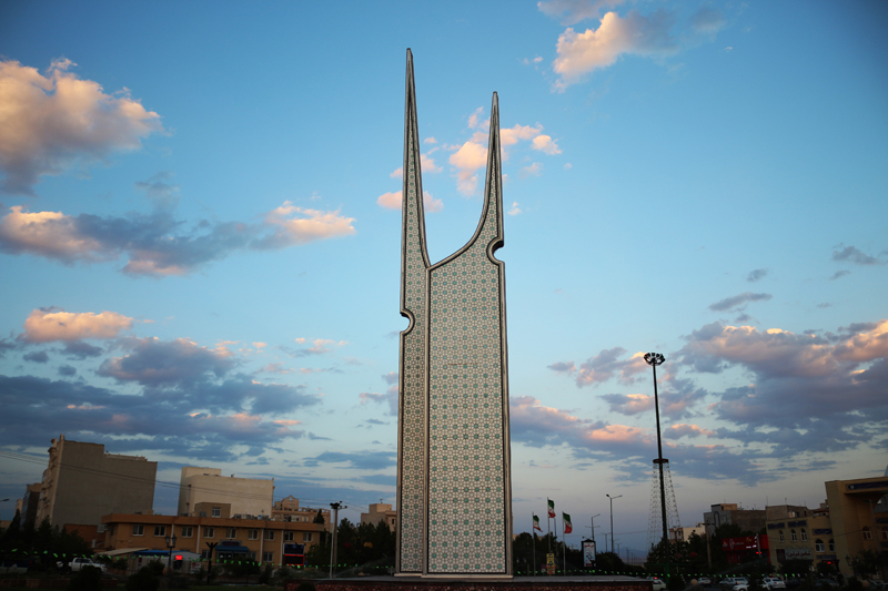 سمنان و فلکههایی با هنرسازههای فرهنگی