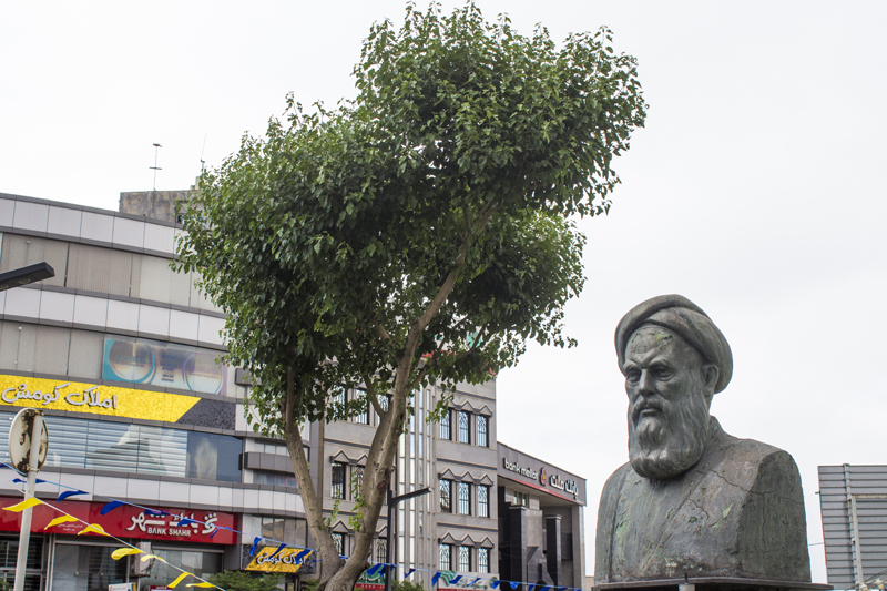 سمنان و فلکههایی با هنرسازههای فرهنگی