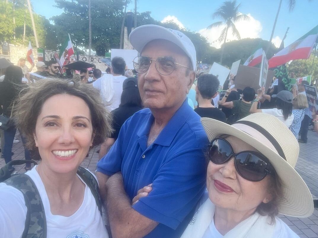 از دفتر ساواک تا ویلای فلوریدا؛ ردپای دلارهای گمشده در اسناد تازه آزادشده