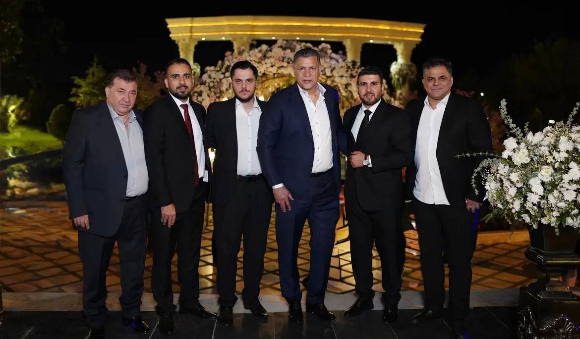 عکس | علی دایی و خانوادهاش در یک مراسم عروسی 2