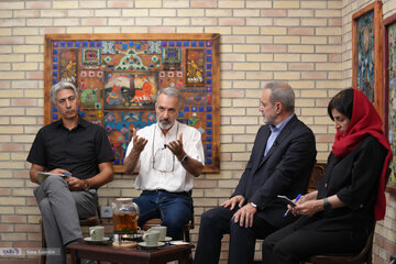 دانشآموزان سواد خواندن ندارند/ بخاطر کمبود نیرو از معلم ۸۰ ساله خواستهاند درس بدهد/ حال دانشآموزان در مدرسه خوب نیست دانشآموزان سواد خواندن ندارند/ بخاطر کمبود نیرو از معلم ۸۰ ساله خواستهاند درس بدهد/ حال دانشآموزان در مدرسه خوب نیست