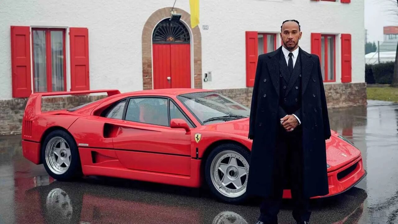 لوئیس همیلتون کلکسیون ۱۷ میلیون دلاری خودروهای خود را میفروشد