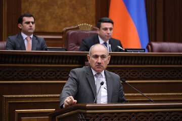 پاشینیان بار دیگر رئیس حزب حاکم ارمنستان شد