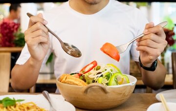 این رژیم غذایی معروف برای مردان خطرناک است این رژیم غذایی معروف برای مردان خطرناک است