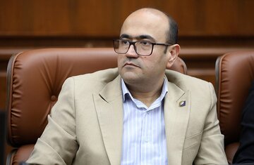 تاکید مدیرعامل شرکت سرمایه‌گذاری و توسعه کیش بر تسریع در اجرای پروژه‌ها و رفع موانع در جزیره کیش