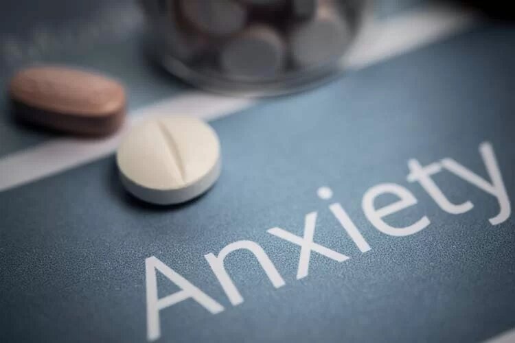 چرا این روزها داروخانهها داروهای آرامبخش را بدون نسخه تحویل میدهند؟/ «حدود ۷۰ درصد مواد اولیه دارو از هند و چین وارد میشود»