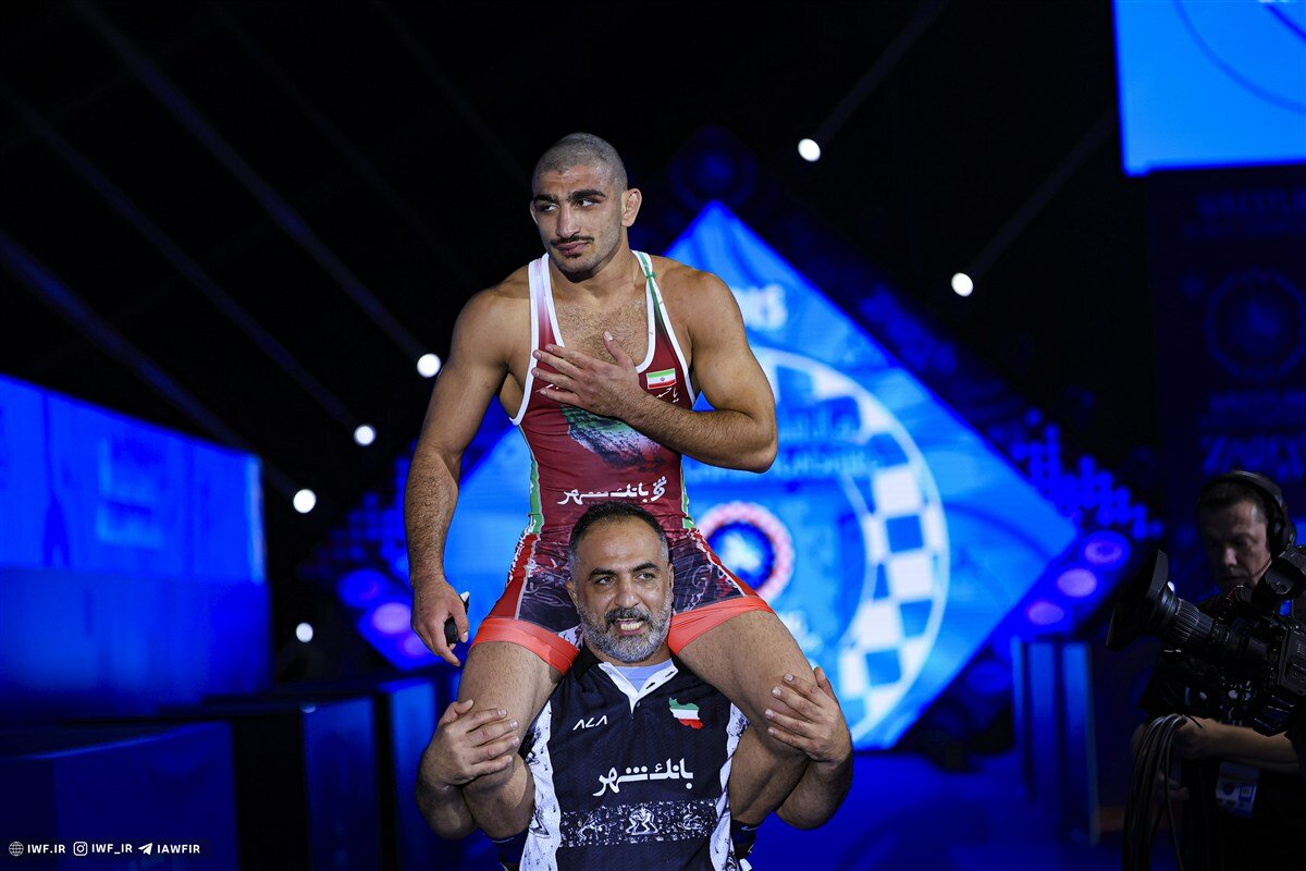 تاجگذاری تمام عیار کشتی ایران در زاگرب؛ تو معجون گل و مدال و نوری!