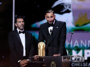 ببینید | پس‌گردنی بوفون به دوناروما در مراسم توپ طلا
