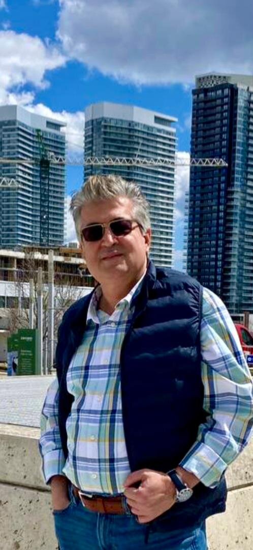 مجید زواریان بنیانگذار دماتجهیز