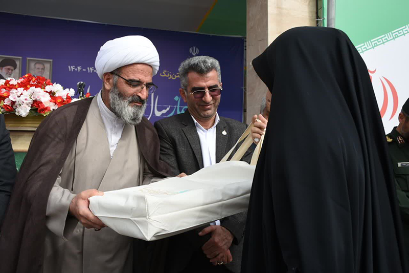 زنگ آغاز سال تحصیلی در سمنان؛ ۱۲۵ هزار دانشآموز در مسیر عدالت آموزشی و تربیتی