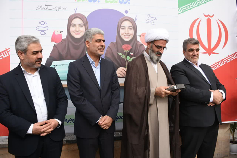 زنگ آغاز سال تحصیلی در سمنان؛ ۱۲۵ هزار دانشآموز در مسیر عدالت آموزشی و تربیتی