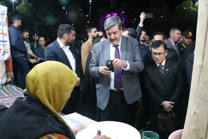 پایان جشنواره انگور
