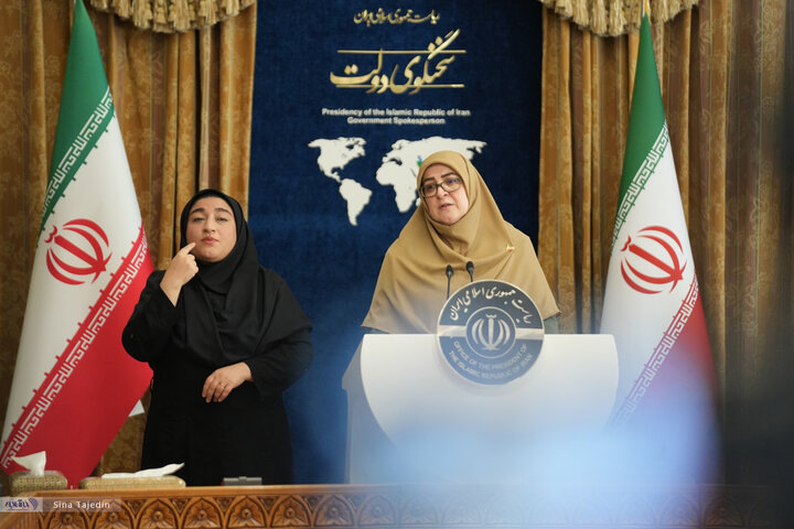 فاطمه مهاجرانی - خانم سخنگو