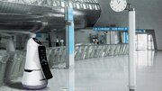 ببینید | ربات‌های خدمت‌رسان در فرودگاه بغداد
