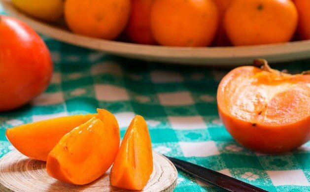 آیا خرمالو واقعا باعث انسداد روده میشود؟/ مراقب تودههای گیاهی بزوآر باشید/ خرمالو را چطور بخوریم؟