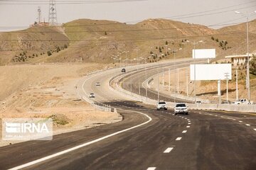 پیشرفت فیزیکی قطعه کلیدی بزرگراه بوشهر-شیراز به ۳۴ درصد رسید