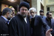 حضور کمال خرازی و مخبر و طائب و استقبال حدادعادل از سیدحسن خمینی / گزارش تصویری از مراسم ختم مادر شهید حدادعادل