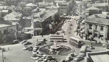 مرگ آرام یک امپراتوری کتاب