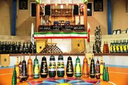 عکس| ناکامی چینی‌ها در بلند کردن میل باستانی/ کار هر کس نیست…