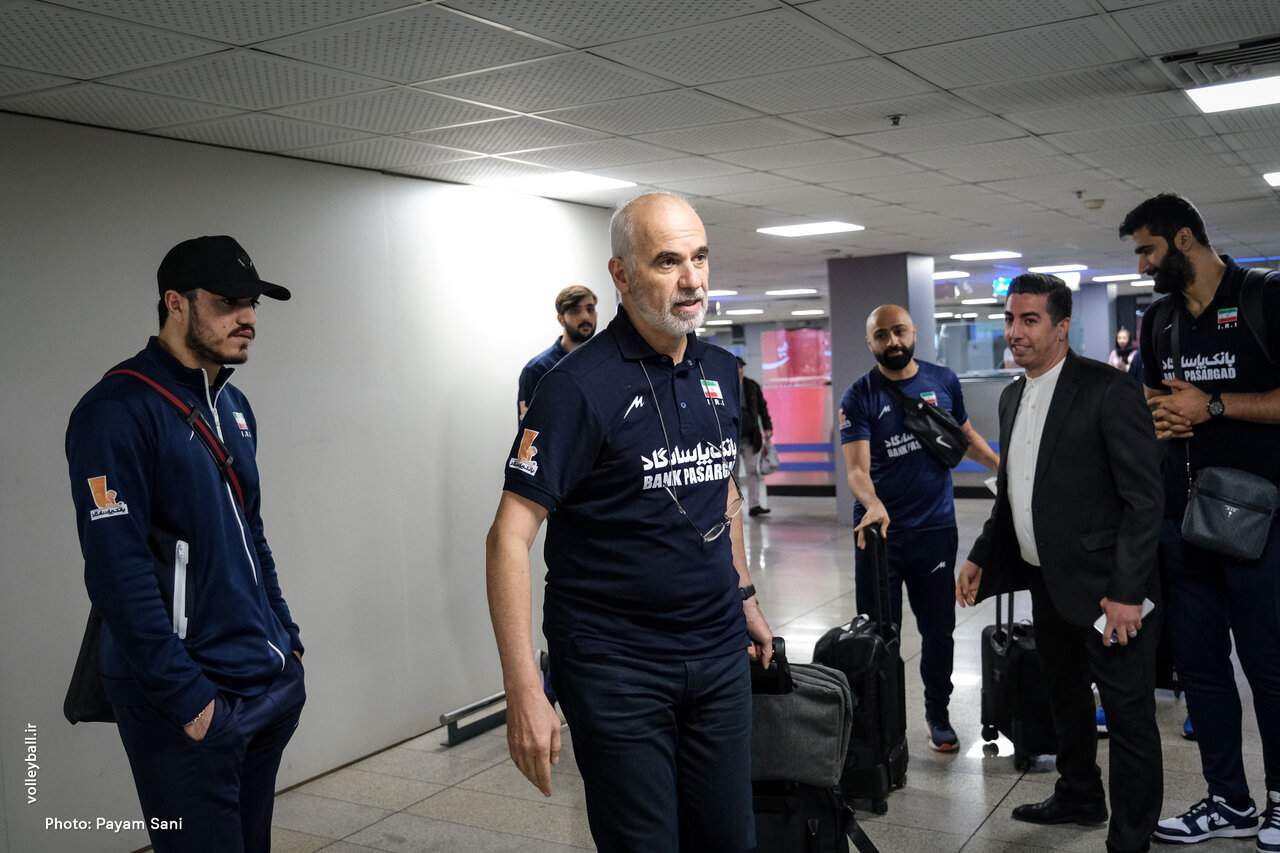 عکس| متهم ردیف اول حذف والیبال ایران به تهران رسید