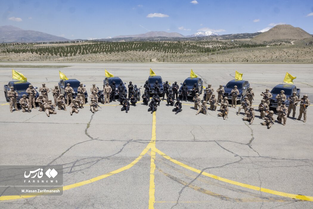 رونمایی از تجهیزات انفرادی یگان ویژه فاتحین در سپاه محمد رسول الله + تصاویر