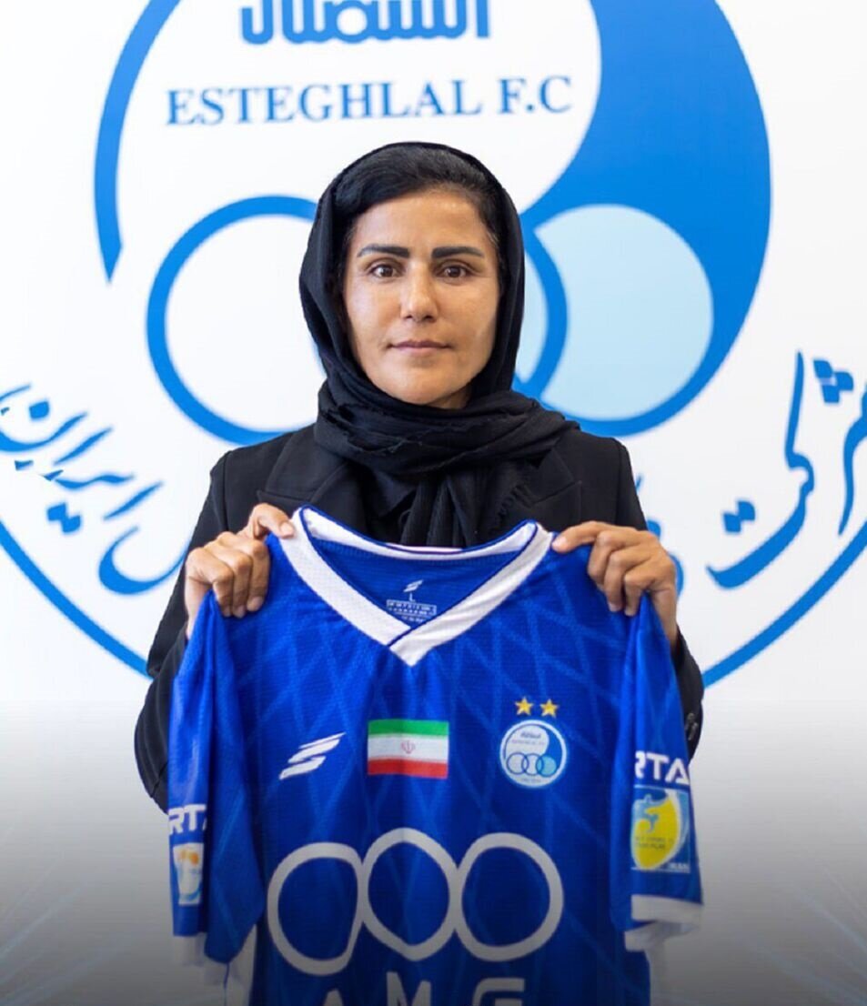 عکس | سرمربی زنان استقلال را ببینید