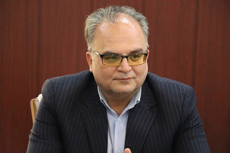 حضور سردار غلامرضا سلیمانی در شب روایت فتح با روایتگری نوجوانان و نمایشگاههای فرهنگی در فضایی معنوی و پرشور/ ایران پرچمدار صلح، آزادی و مقاومت است