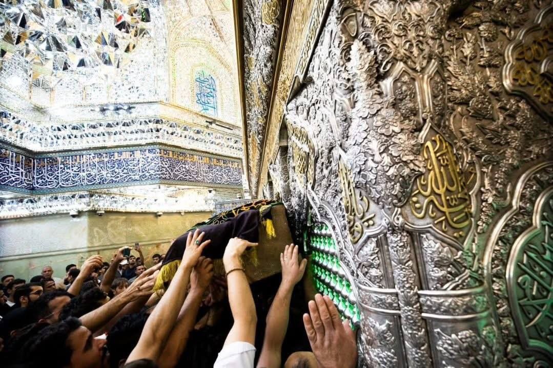 تصاویر | بدرقه با شکوه همسر آیتالله سیستانی در عراق