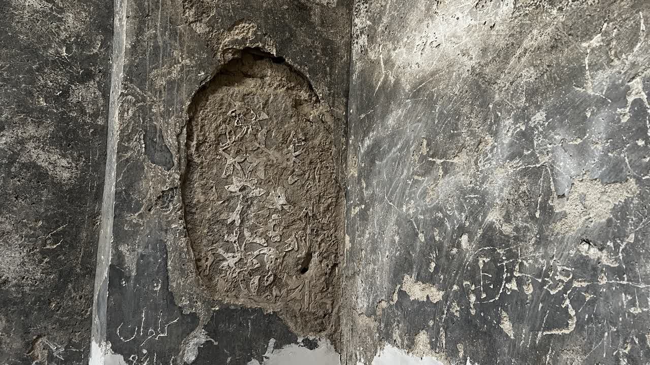 حمام قصلان در حد فاخرترین حمامهای ایران است / لزوم احیای موزه سنگ و کاوش در تپهی ۵۰۰۰ ساله