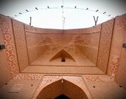 مهابادِ اردستان، سرزمین مردمان خونگرم؛ شهری که بانوانش «قالی» را بدون نقشه می‌بافند