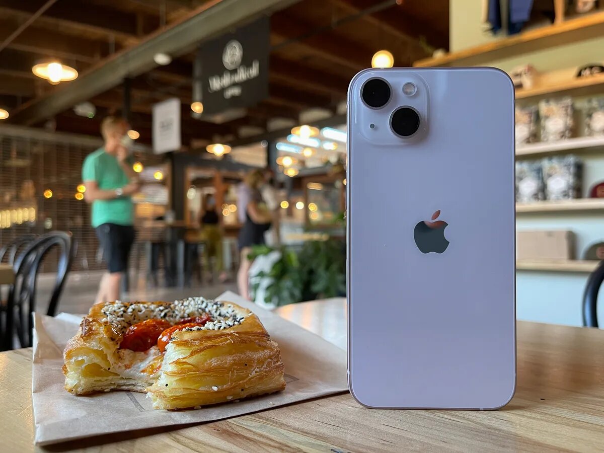 آیفون ۱۷ ارزش خریدن دارد؟ / مقایسه گوشی جدید اپل با مدلهای قدیمی