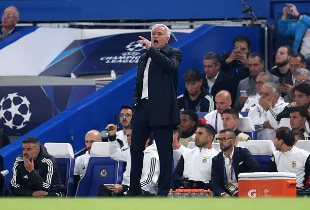 عکس| بازگشت مورینیو به سرزمین افتخار