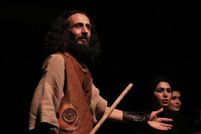 گزارش تصویری از تئاتر داستانهای سرزمین مردمان خردمند در سمنان