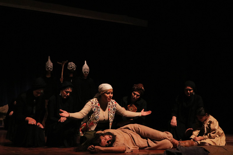 گزارش تصویری از تئاتر داستانهای سرزمین مردمان خردمند در سمنان