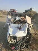 تصادف پژو پارس با شتر در جاسک – میناب