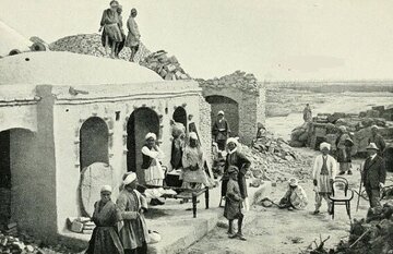 دستگیری باند برده‌فروشان زاهدان در ۷۰ سال پیش!