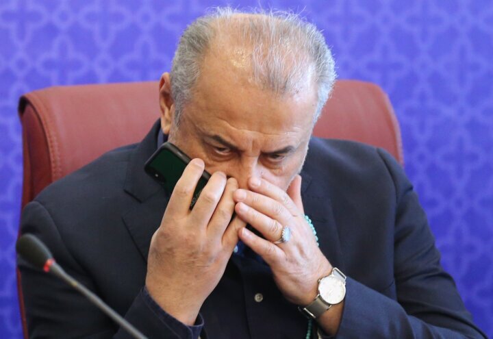 کدام قدرت در سایه از «رضا درویش» در پرسپولیس حمایت می کند؟/ هرچه اعتراضات بیشتر می شود جایگاه او محکمتر می شود؟