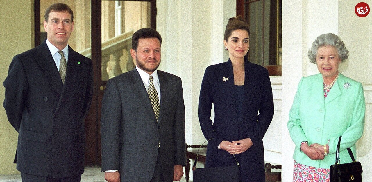 عکس/ پادشاه اردن و همسرش در کنار ملکه الیزابت در لندن؛ ۱۳۷۸