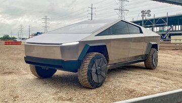 عکس | عجیب اما واقعی؛ خودروی تسلا در حال شارژ در عباسآباد تهران عکس | عجیب اما واقعی؛ خودروی تسلا در حال شارژ در عباسآباد تهران