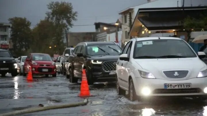 هشدار وقوع سیلاب در ایران؛ بیش از ۱۲۰۰ شهر و روستا در معرض خطر/ «حتی یک بارش معمولی میتواند منجر به آبگرفتگی شود»