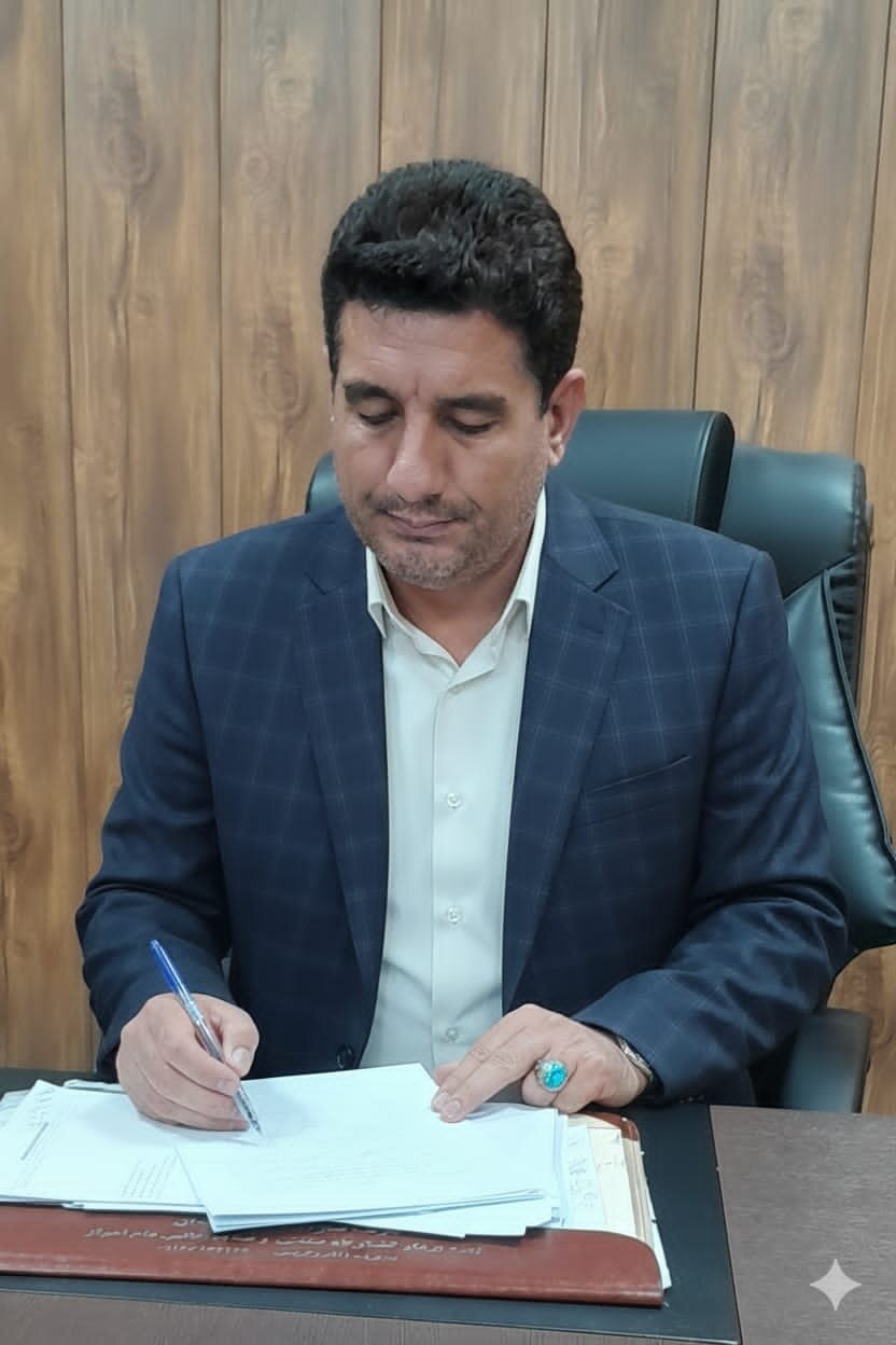 فرماندار شهرستان اندیکا به مناسبت فرا رسیدن هفته نیروی انتظامی پیامی تبریک صادر کرد. وی در این پیام، نقش پررنگ و اهمیت فعالیت‌های نیروی انتظامی در تامین نظم و امنیت جامعه را مورد تاکید قرار داد و از زحمات این نیرو در راستای حفظ آرامش و ایمنی شهروندان قدردانی کرد.