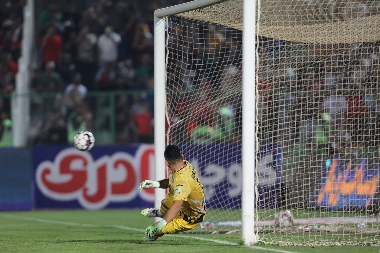 عکس | لحظه فرار پرسپولیس از شکست در تهران 2