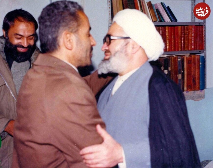 عکس/ دیدار شهید رجایی با آیت‌الله منتظری؛ سال ۱۳۵۹