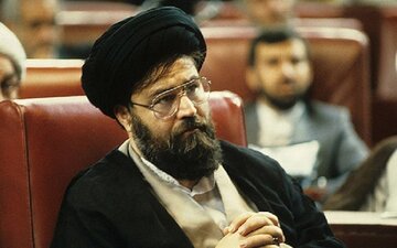 عکس/ سیداحمد خمینی و محسن رضایی در دفتر امام خمینی؛ دهه ۶۰